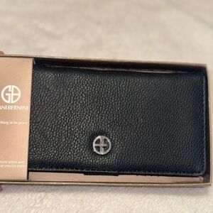 Giani Bernini Pebble Leather Wallet